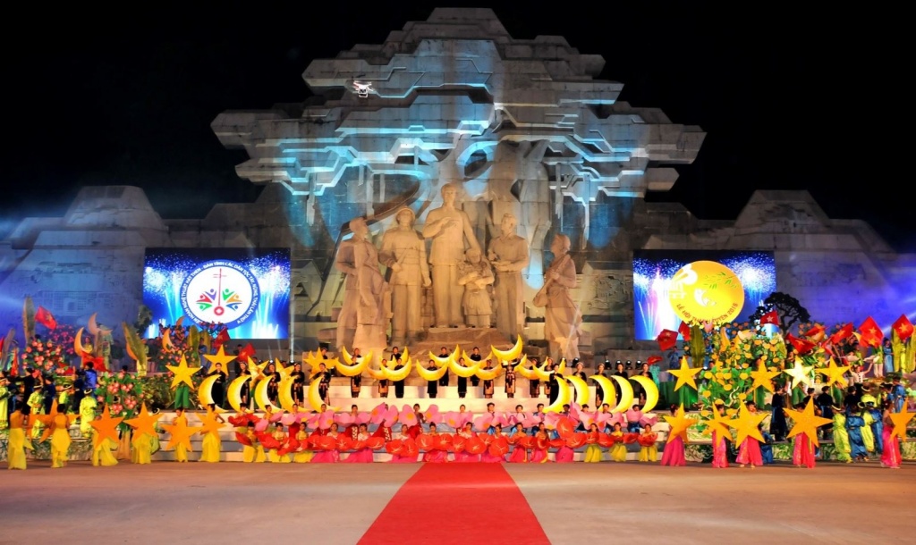 Lễ Hội Trung Thu Lớn Nhất Việt Nam tại Tuyên Quang - 3